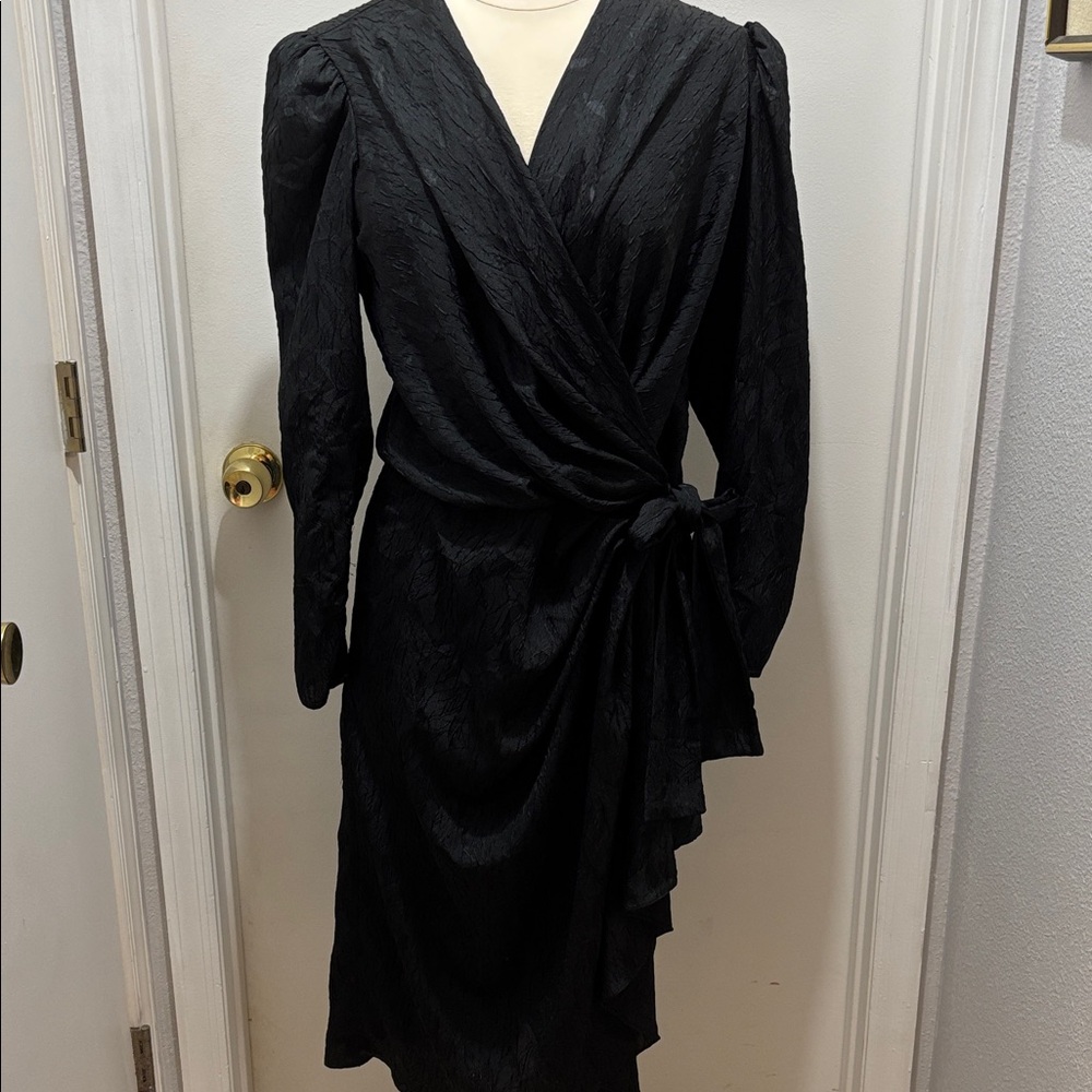 Vintage Argenti Pure Elegant Black Wrap Dress